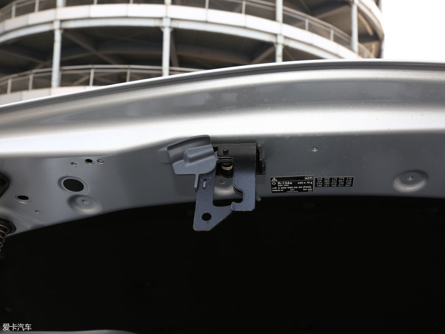 2017YGLCCoupe(M) GLC 260 4MATIC ISUV