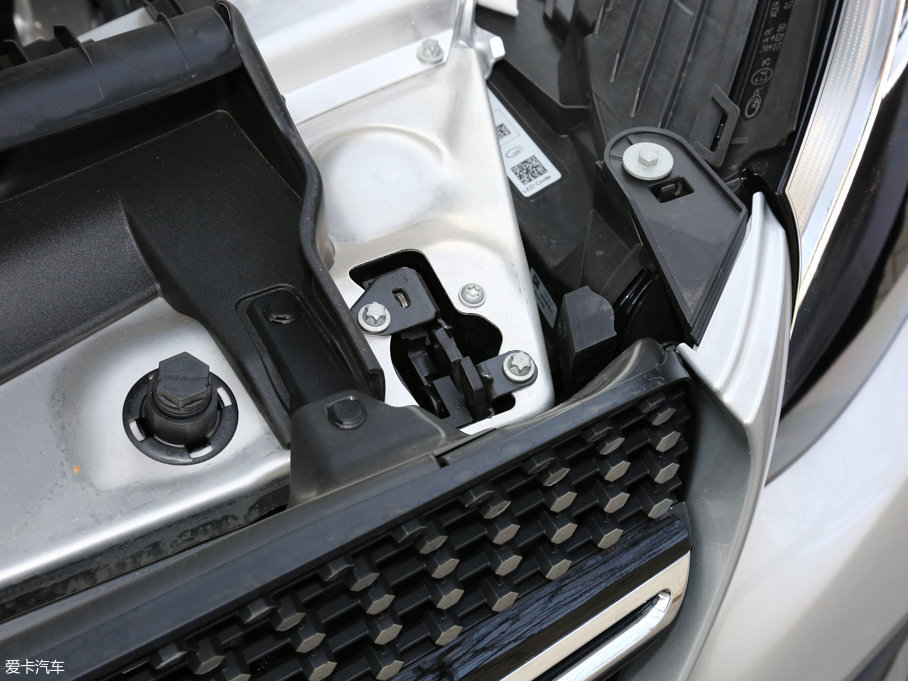 2017YGLCCoupe(M) GLC 260 4MATIC ISUV