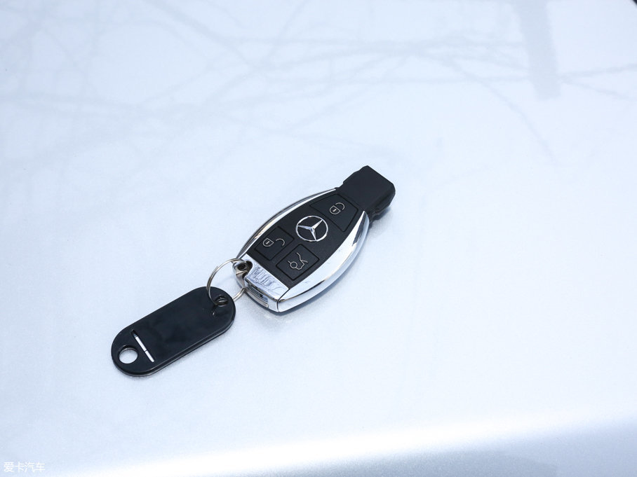 2017YGLCCoupe(M) GLC 260 4MATIC ISUV