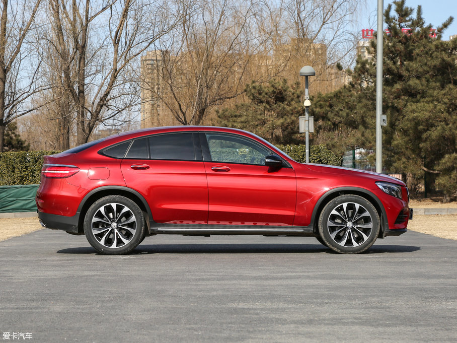 glc300轿跑suv报价,奔驰进口glc300轿跑suv 2017款glc 300 4matic 轿跑suv-整体外观