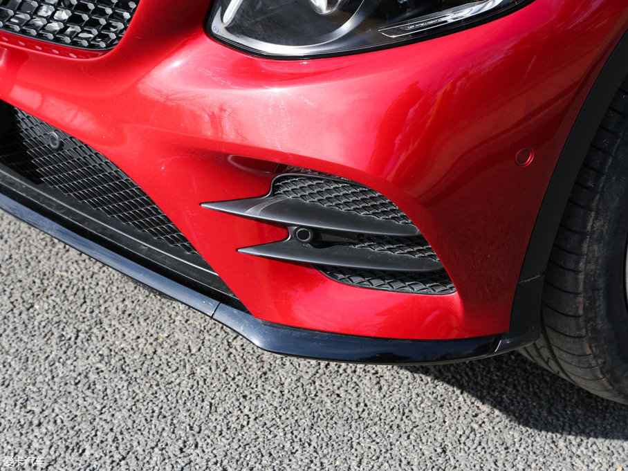 2017YGLCCoupe(M) GLC 300 4MATIC ISUV