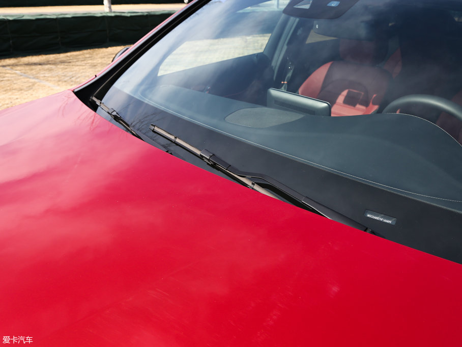 2017YGLCCoupe(M) GLC 300 4MATIC ISUV