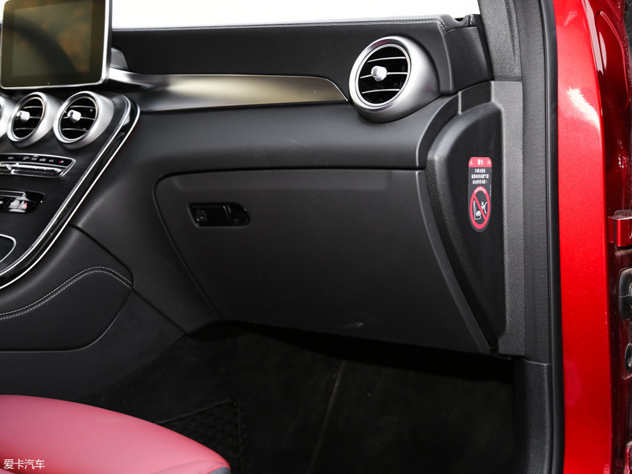 2017YGLCCoupe(M) GLC 300 4MATIC ISUV