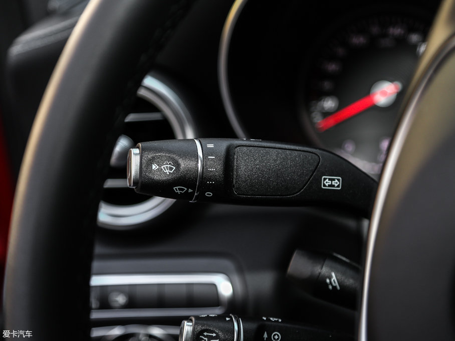 2017YGLCCoupe(M) GLC 300 4MATIC ISUV