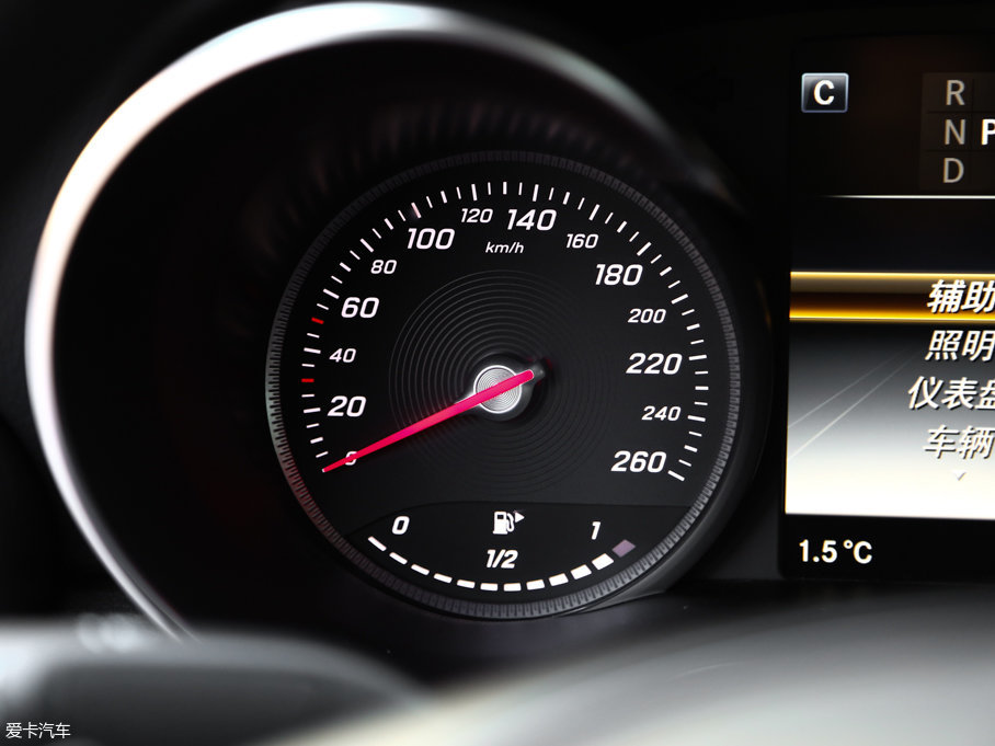 2017YGLCCoupe(M) GLC 300 4MATIC ISUV