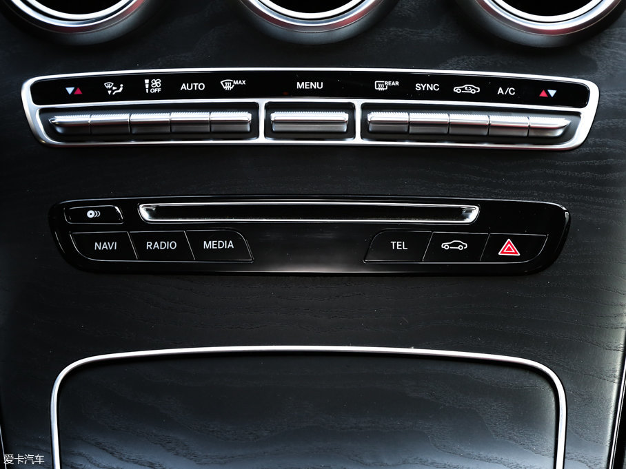 2017YGLCCoupe(M(jn)) GLC 300 4MATIC ISUV