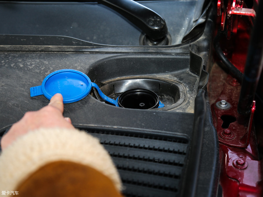 2017YGLCCoupe(M(jn)) GLC 300 4MATIC ISUV