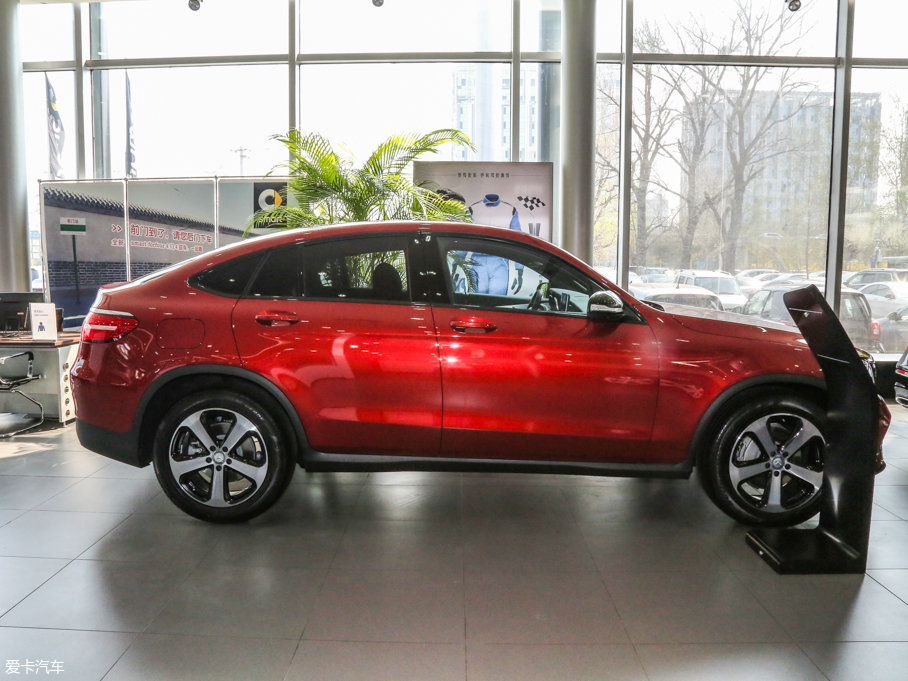 2017YGLCCoupe(M) GLC 200 4MATIC ISUV