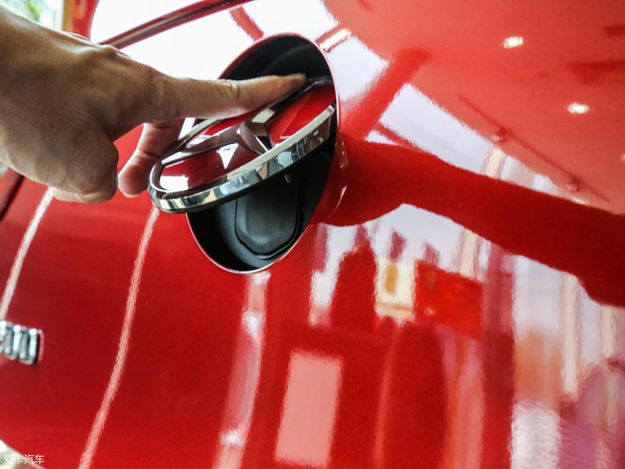 2017YGLCCoupe(M) GLC 200 4MATIC ISUV