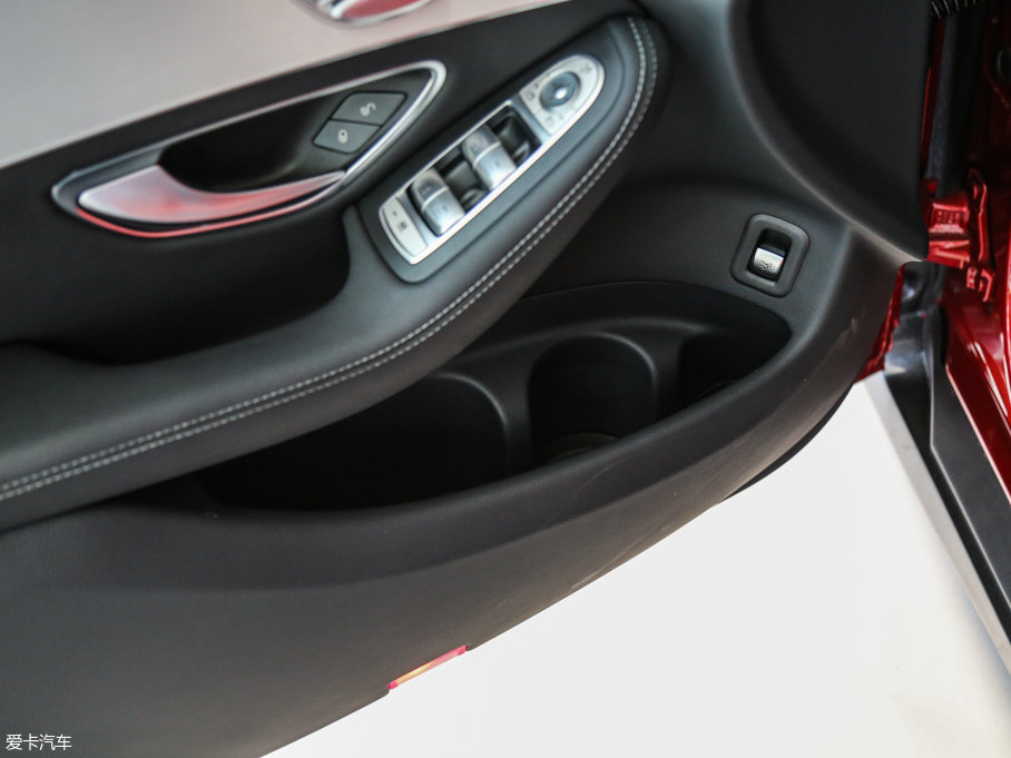 2017YGLCCoupe(M) GLC 200 4MATIC ISUV