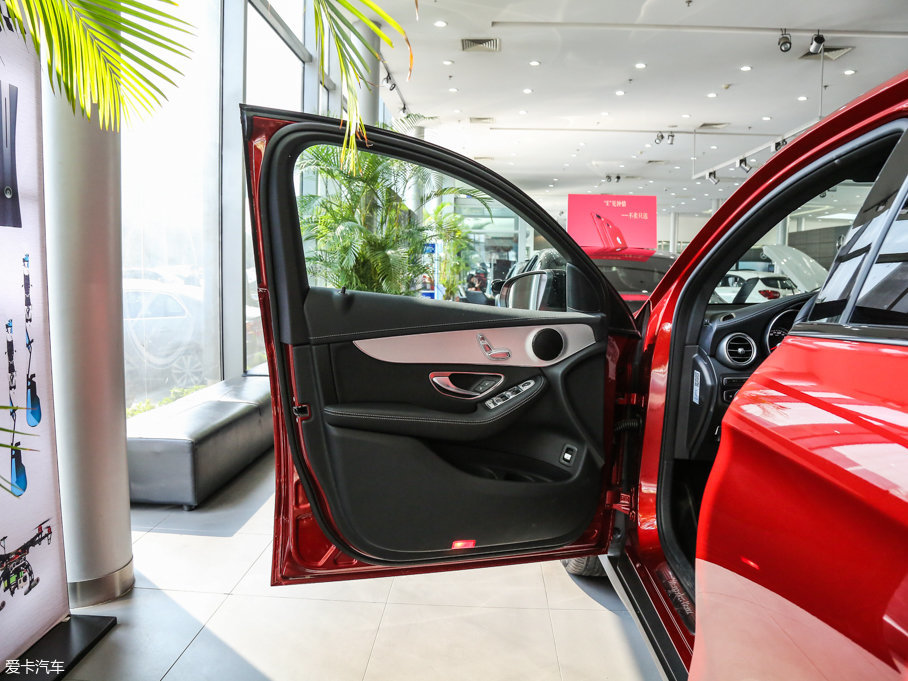 2017YGLCCoupe(M) GLC 200 4MATIC ISUV