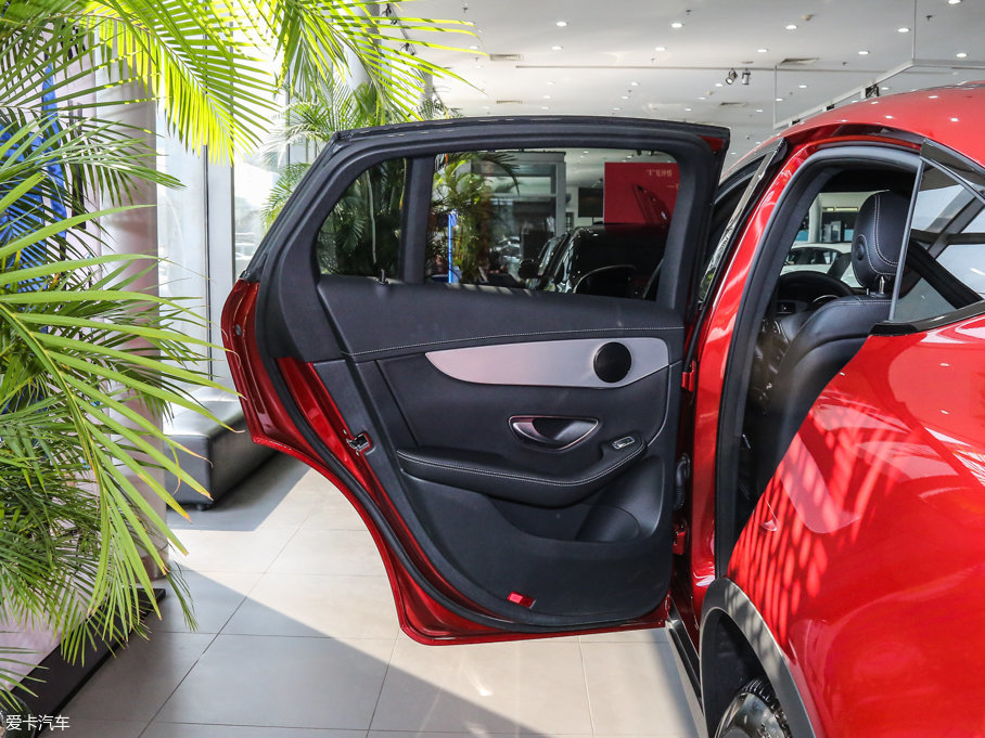 2017YGLCCoupe(M) GLC 200 4MATIC ISUV