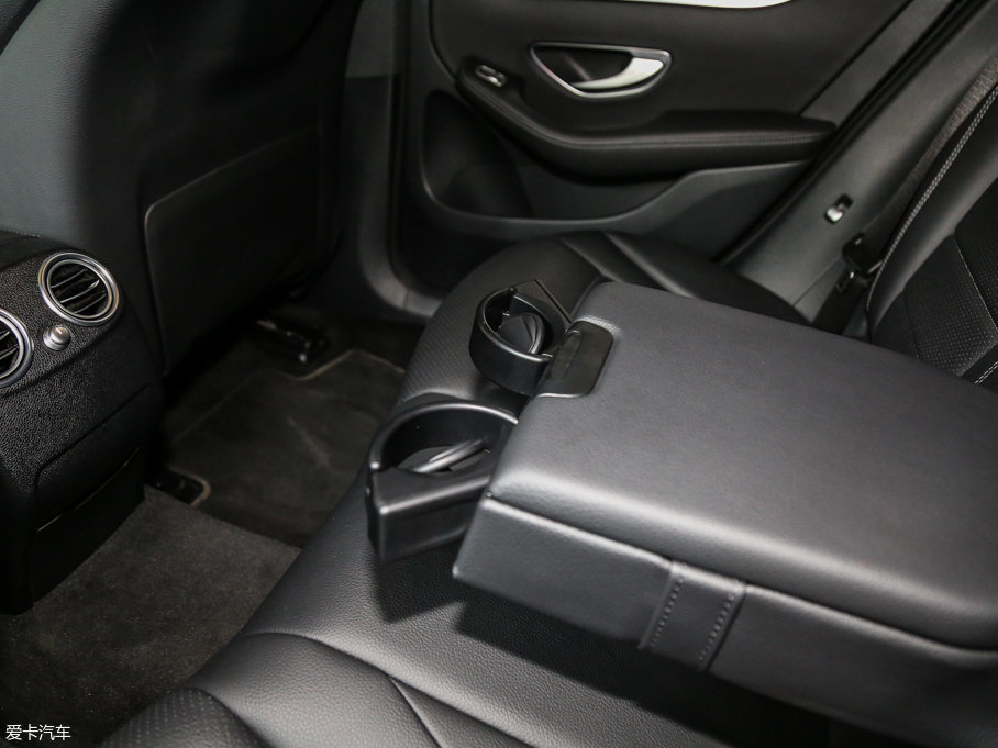 2017��YGLCCoupe(�M(j��n)��) GLC 200 4MATIC �I��SUV