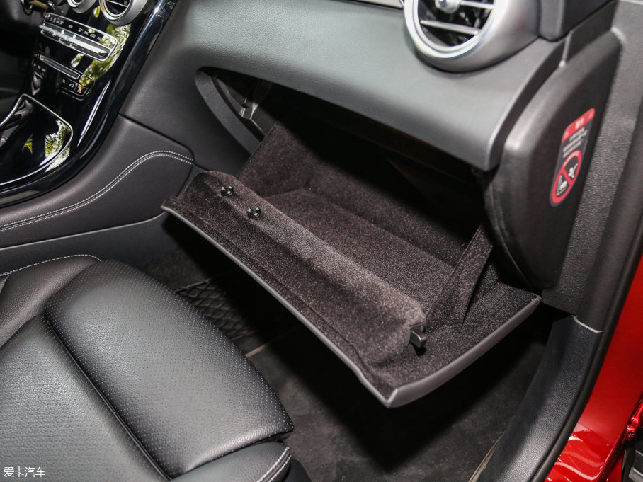 2017YGLCCoupe(M) GLC 200 4MATIC ISUV