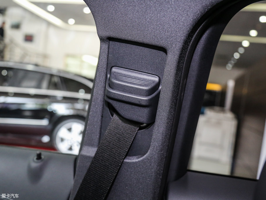 2017YGLCCoupe(M) GLC 200 4MATIC ISUV