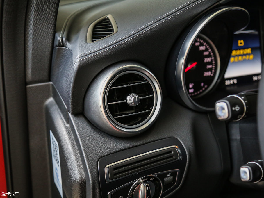 2017YGLCCoupe(M) GLC 200 4MATIC ISUV