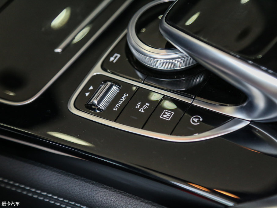 2017YGLCCoupe(M) GLC 200 4MATIC ISUV