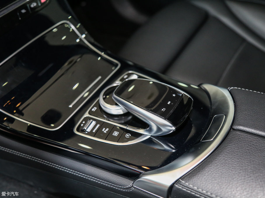 2017YGLCCoupe(M) GLC 200 4MATIC ISUV