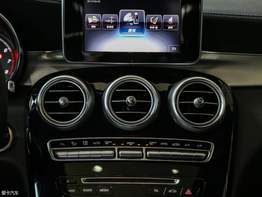 2017YGLCCoupe(M) GLC 200 4MATIC ISUV