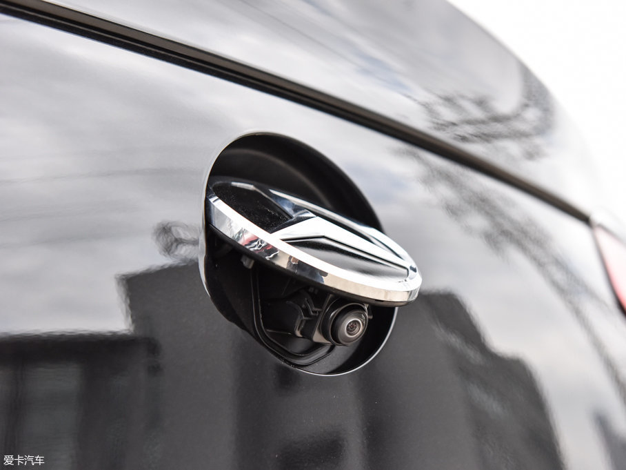 2017YGLCCoupe(M) GLC 200 4MATIC ISUV