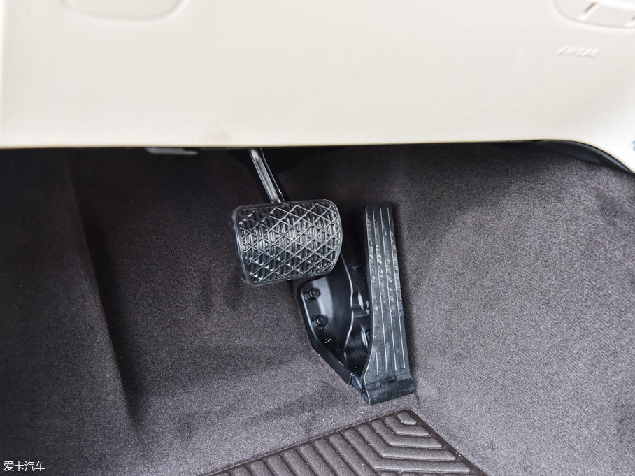 2017YGLCCoupe(M(jn)) GLC 200 4MATIC ISUV