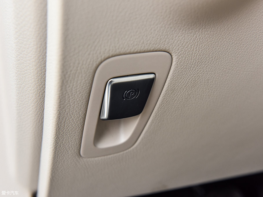 2017YGLCCoupe(M) GLC 200 4MATIC ISUV