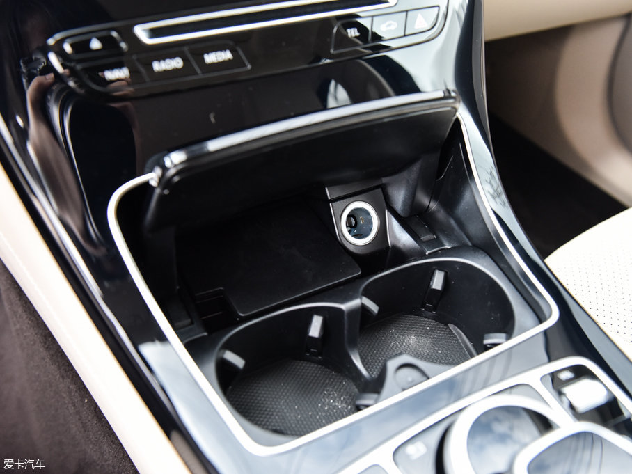 2017YGLCCoupe(M) GLC 200 4MATIC ISUV