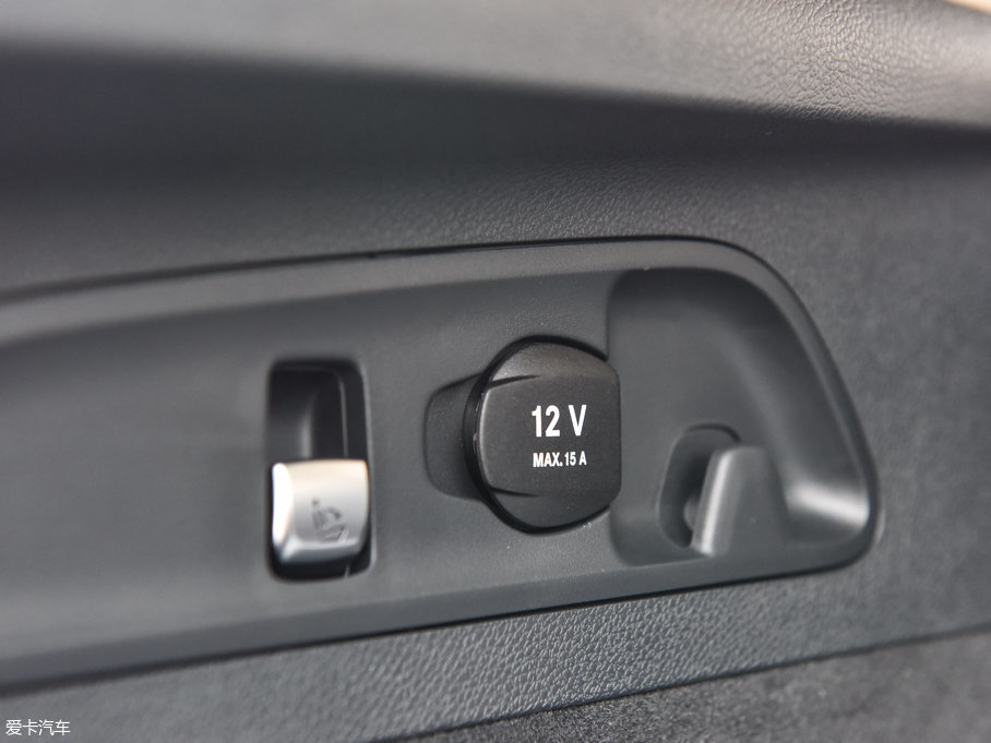 2017YGLCCoupe(M) GLC 200 4MATIC ISUV