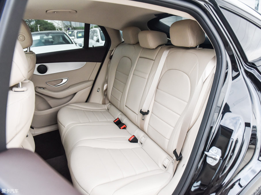 2017YGLCCoupe(M(jn)) GLC 200 4MATIC ISUV