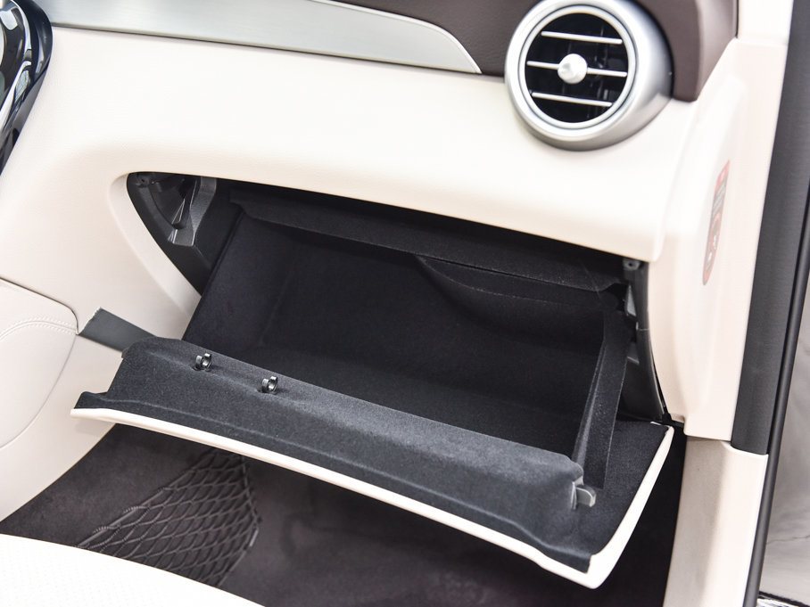 2017YGLCCoupe(M) GLC 200 4MATIC ISUV