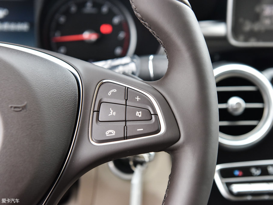 2017YGLCCoupe(M) GLC 200 4MATIC ISUV