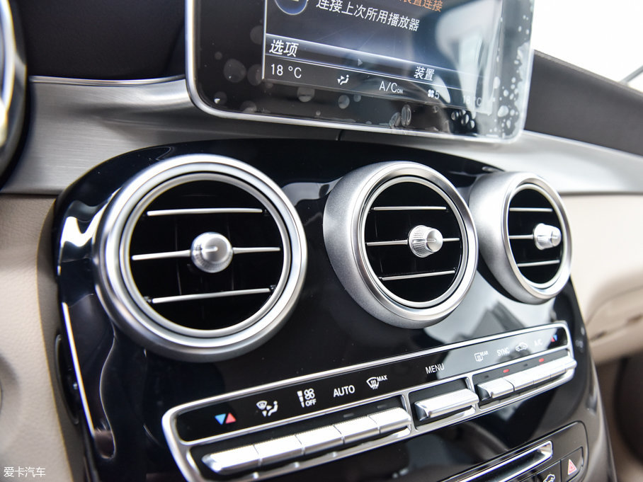 2017YGLCCoupe(M) GLC 200 4MATIC ISUV