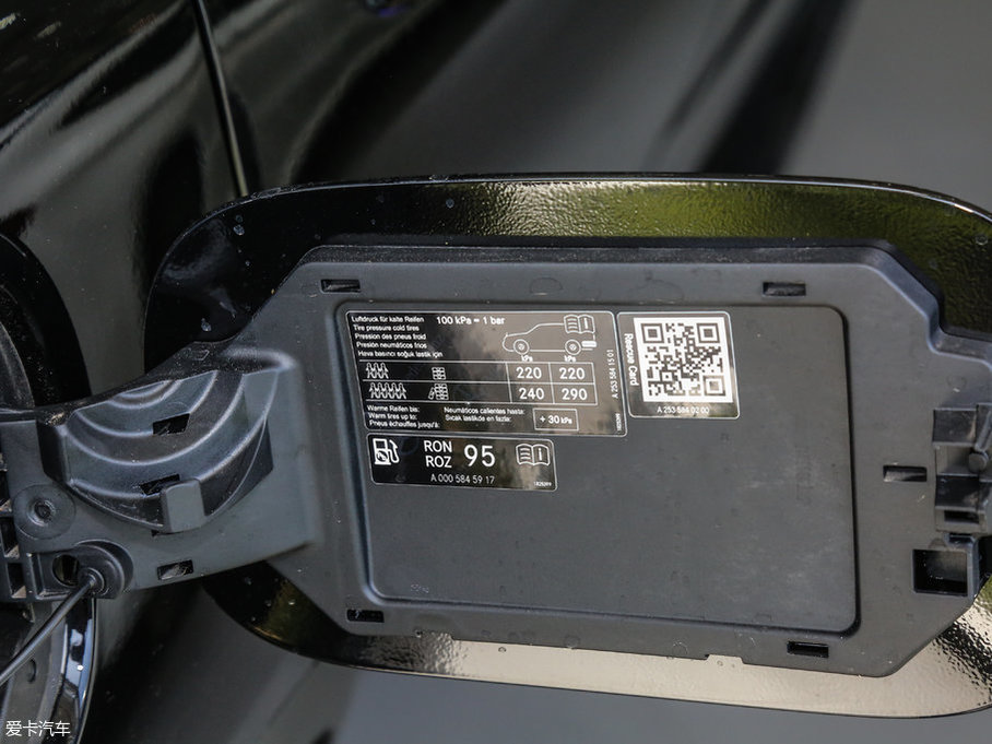 2017YGLCCoupe(M) GLC 260 4MATIC ISUV