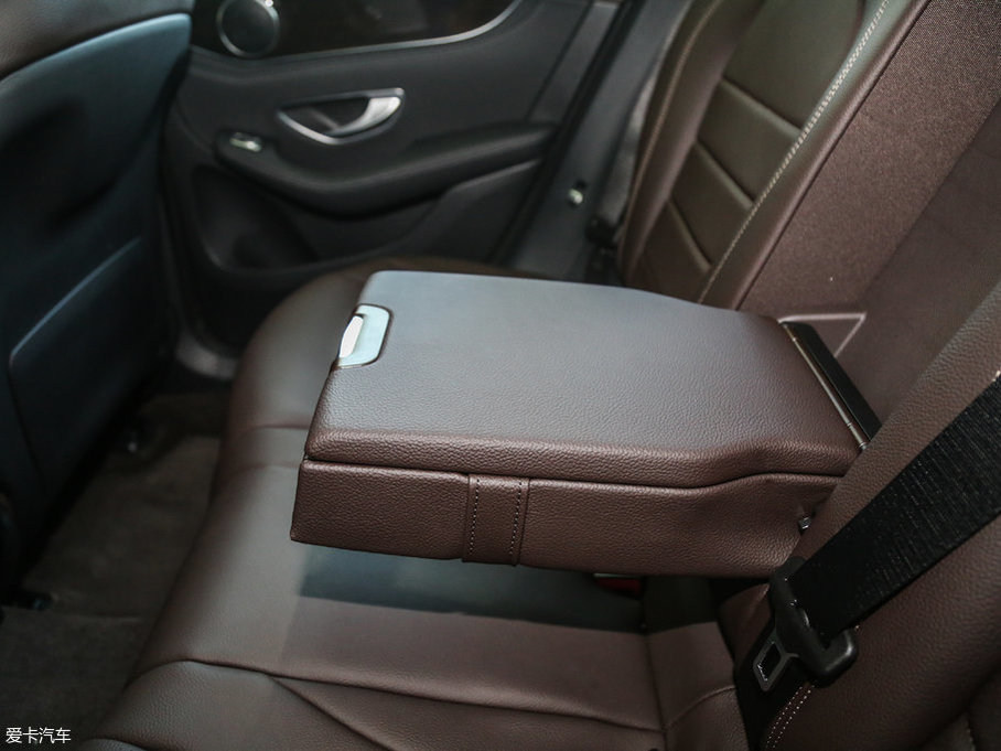 2017YGLCCoupe(M(jn)) GLC 260 4MATIC ISUV