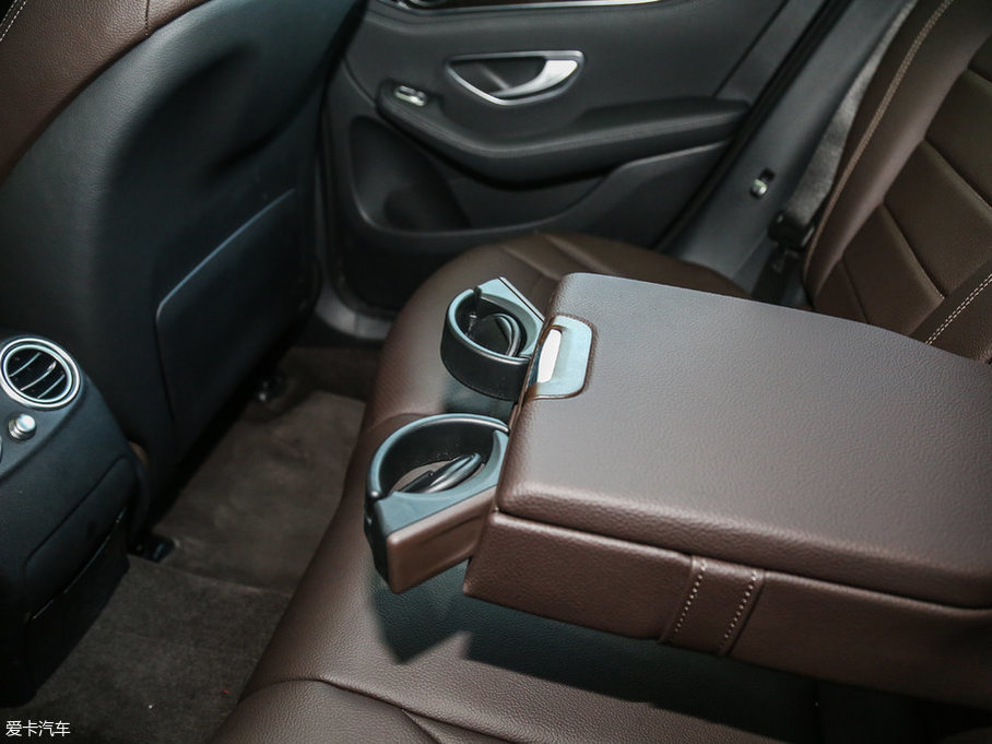 2017YGLCCoupe(M) GLC 260 4MATIC ISUV