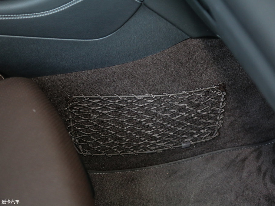 2017YGLCCoupe(M) GLC 260 4MATIC ISUV