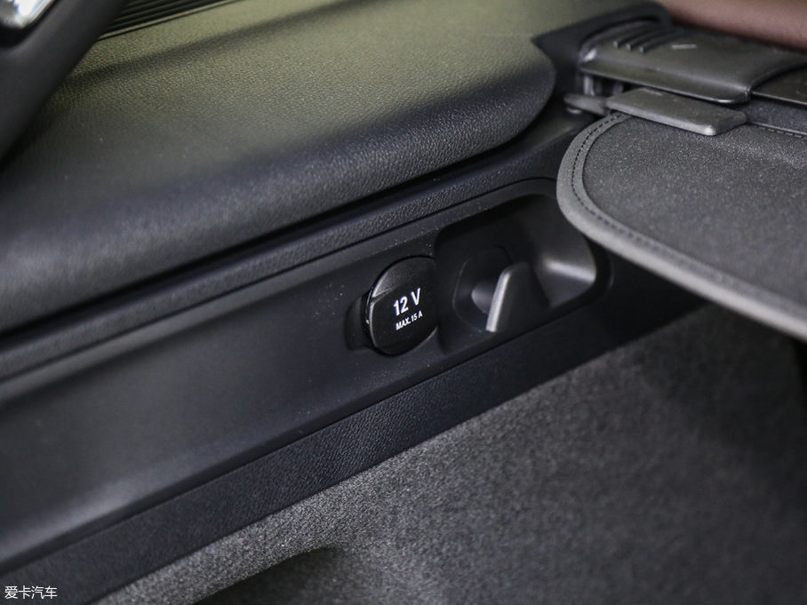 2017YGLCCoupe(M) GLC 260 4MATIC ISUV