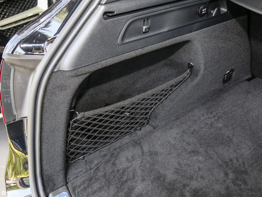 2017YGLCCoupe(M) GLC 260 4MATIC ISUV