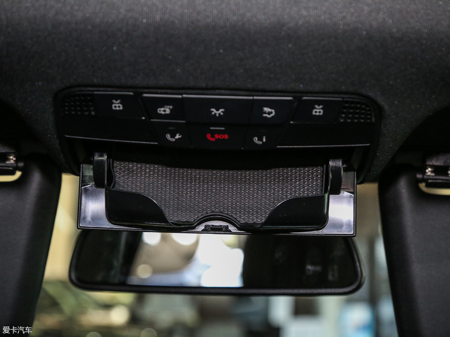 2017YGLCCoupe(M(jn)) GLC 260 4MATIC ISUV