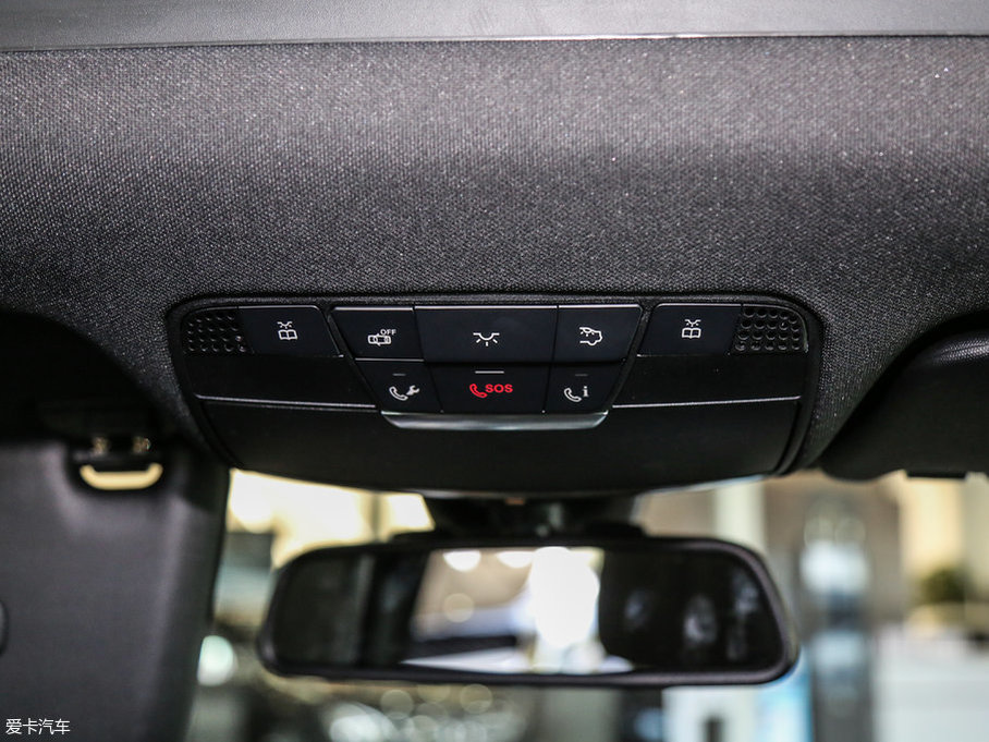 2017YGLCCoupe(M) GLC 260 4MATIC ISUV