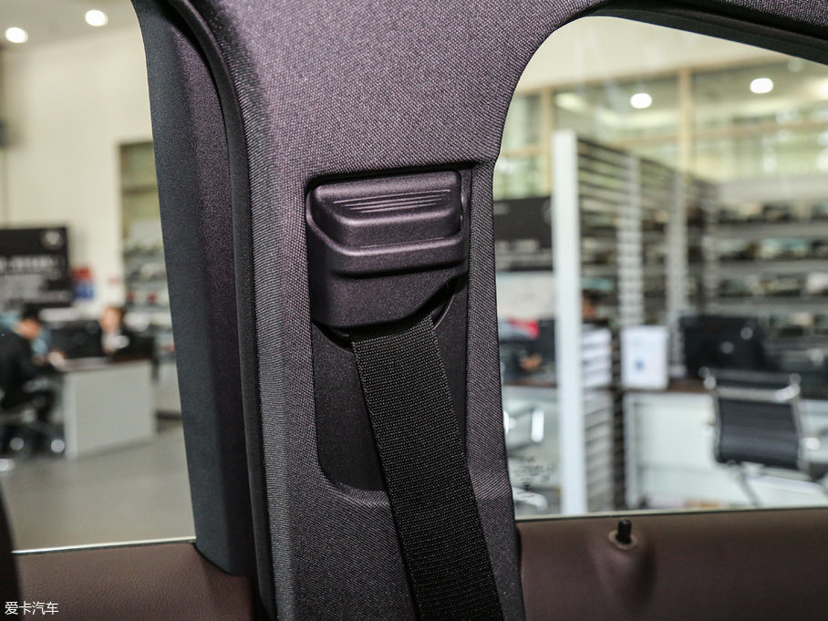 2017YGLCCoupe(M) GLC 260 4MATIC ISUV