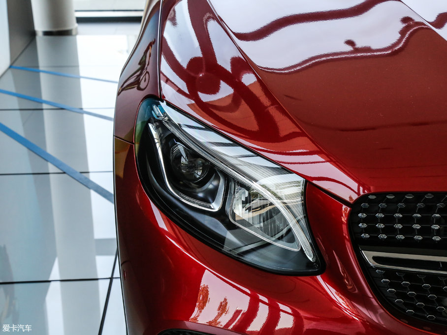 2017YGLCCoupe(M) GLC 260 4MATIC ISUV