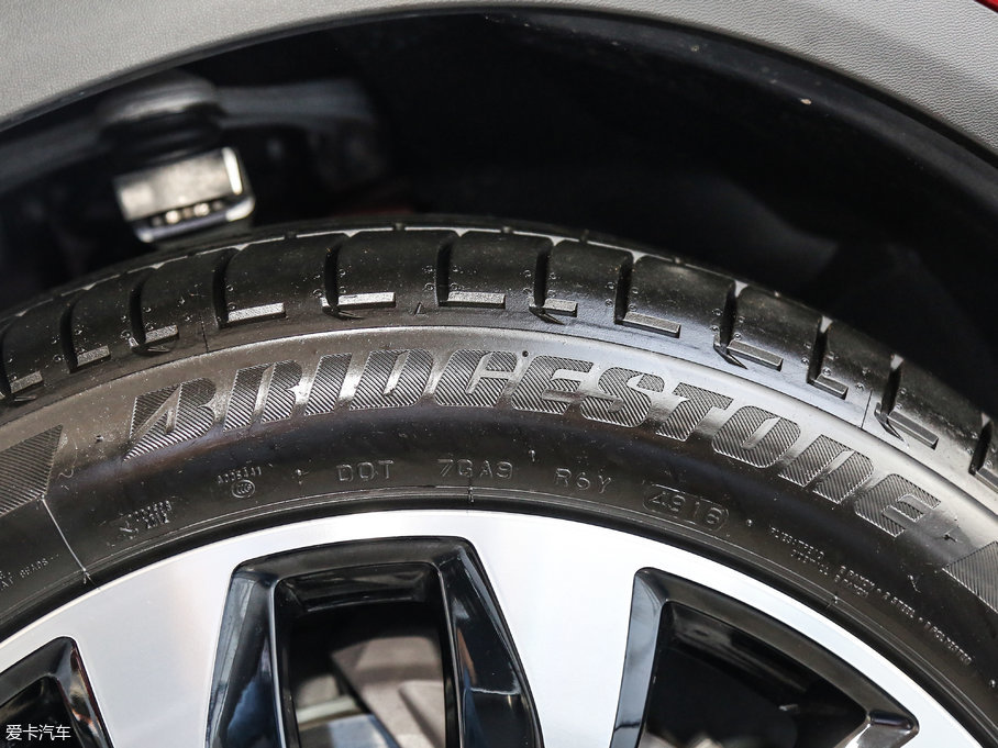 2017YGLCCoupe(M) GLC 260 4MATIC ISUV