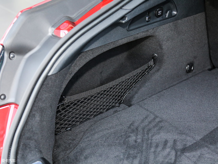 2017YGLCCoupe(M(jn)) GLC 260 4MATIC ISUV