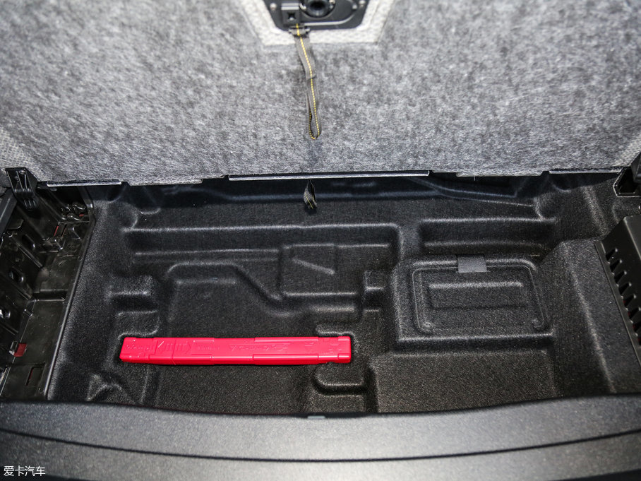 2017YGLCCoupe(M) GLC 260 4MATIC ISUV