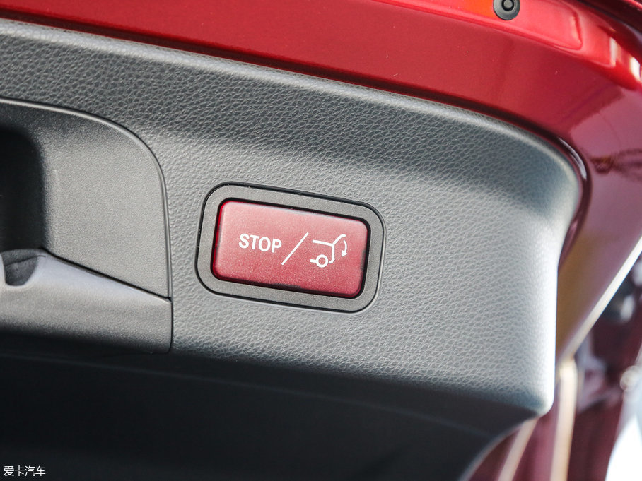 2017YGLCCoupe(M) GLC 260 4MATIC ISUV