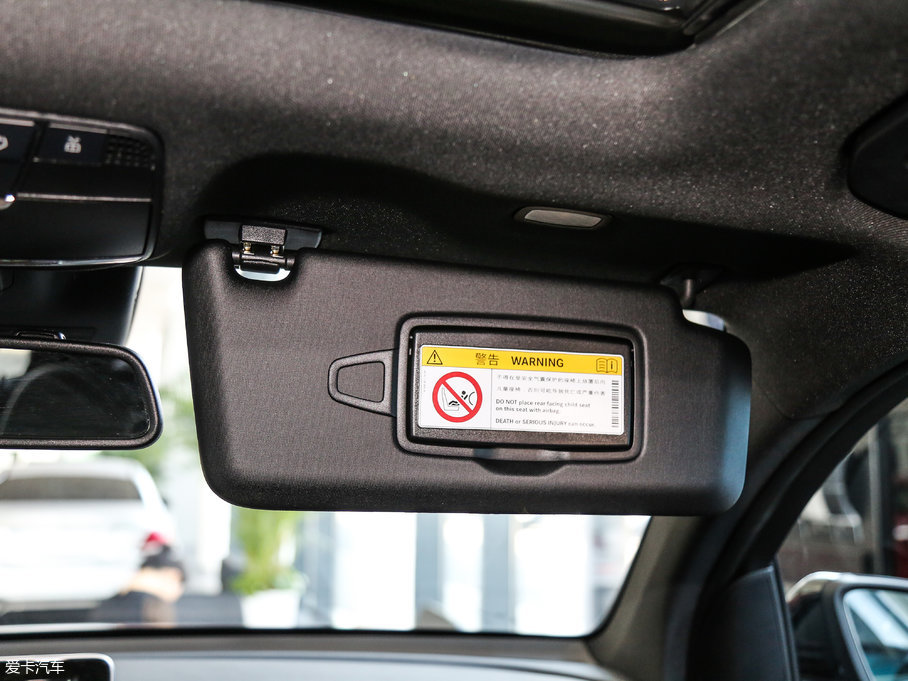 2017YGLCCoupe(M) GLC 260 4MATIC ISUV