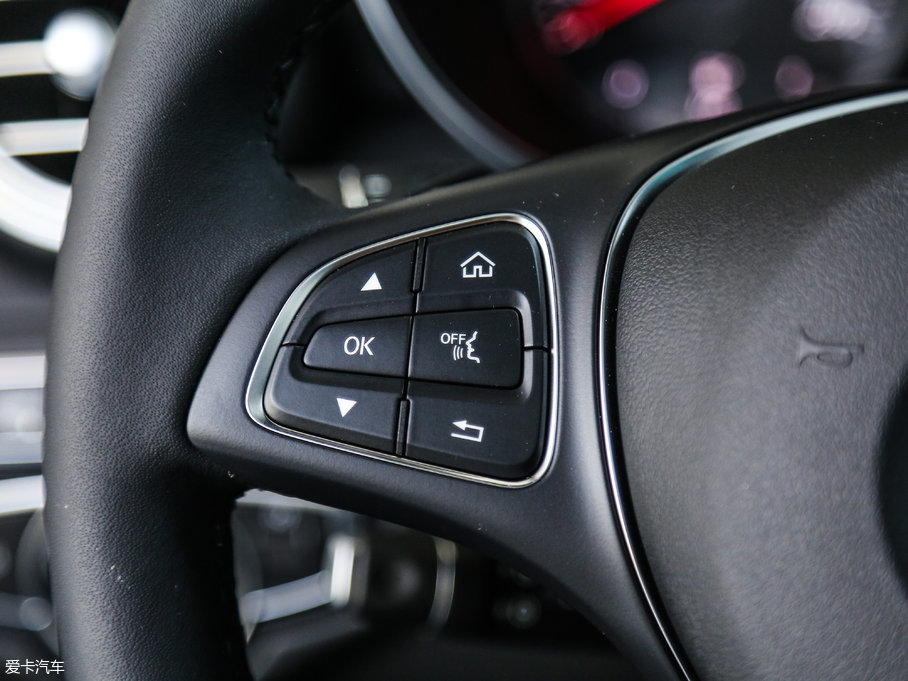 2017YGLCCoupe(M) GLC 260 4MATIC ISUV