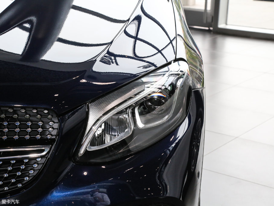 2017YGLCCoupe(M) GLC 200 4MATIC ISUV