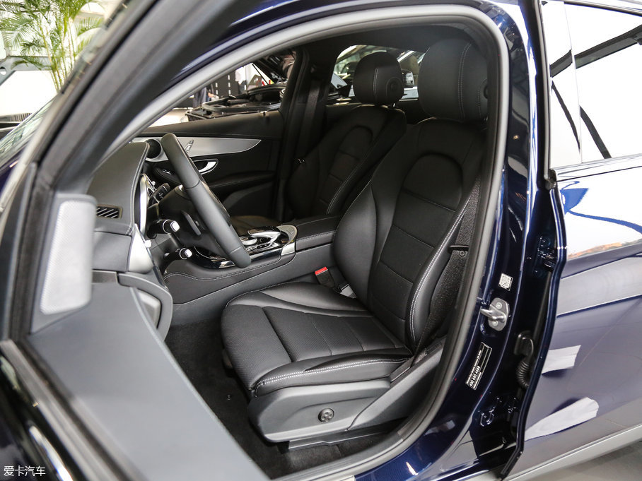 2017YGLCCoupe(M) GLC 200 4MATIC ISUV